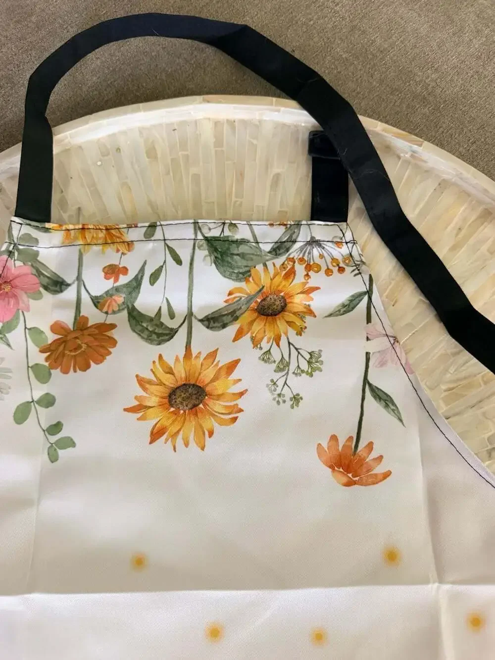 Picia Wildflower Watercolor Waterproof Apron with Pockets